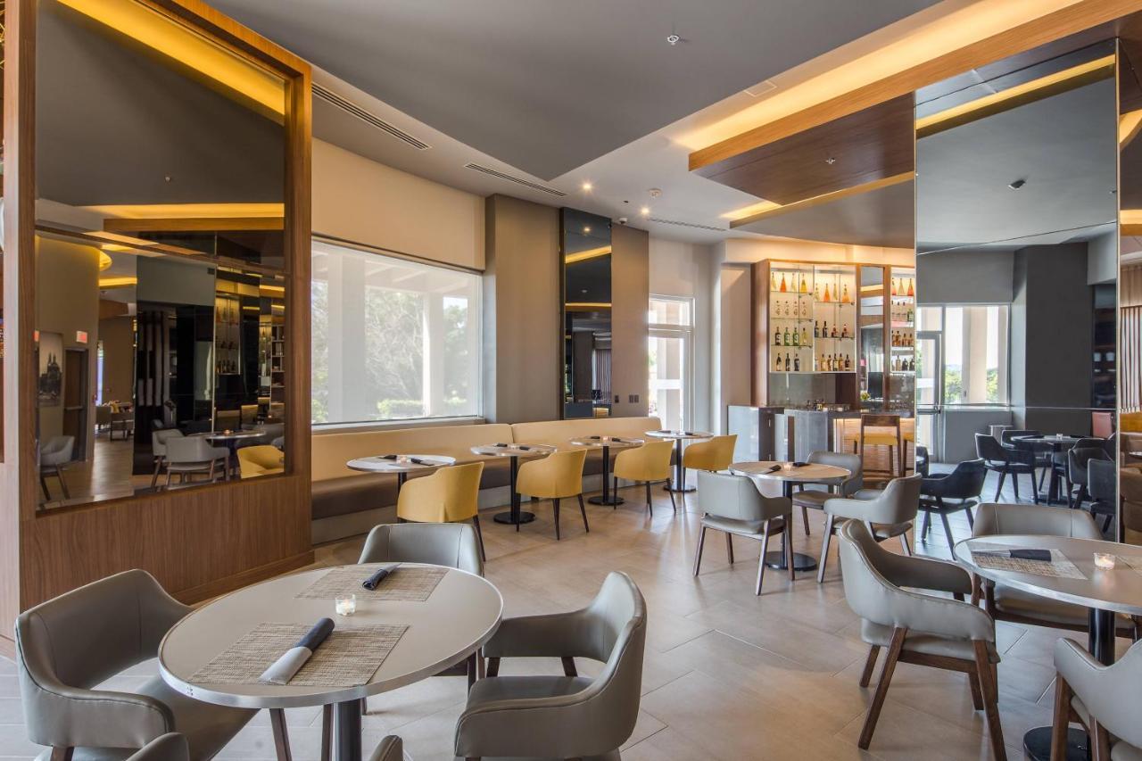 Ac Hotel By Marriott Guadalajara Expo Запопан Екстериор снимка