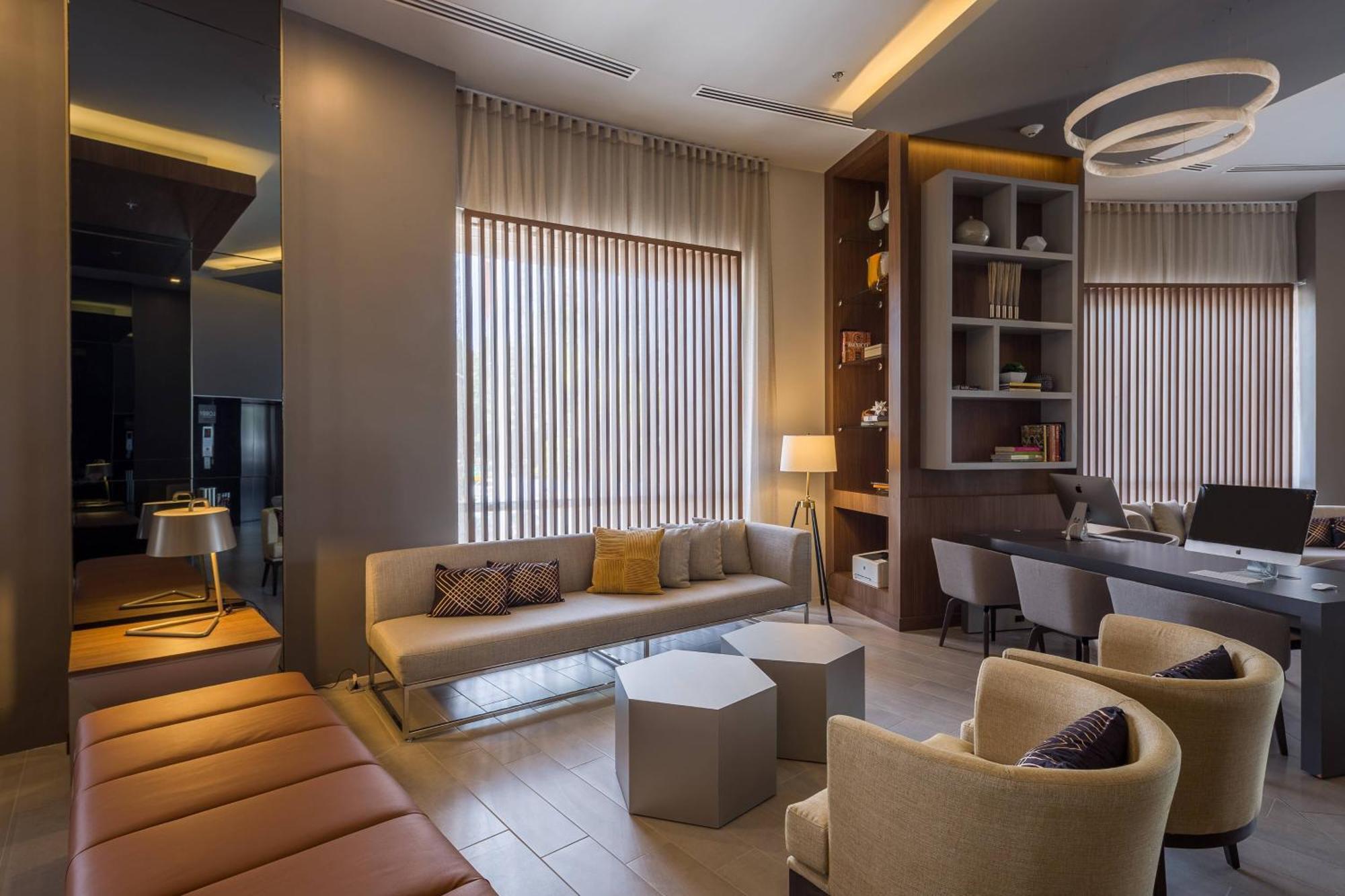 Ac Hotel By Marriott Guadalajara Expo Запопан Екстериор снимка